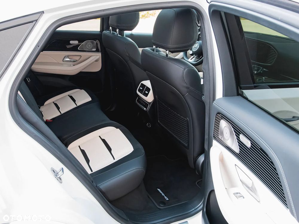 Mercedes-Benz GLE - 27