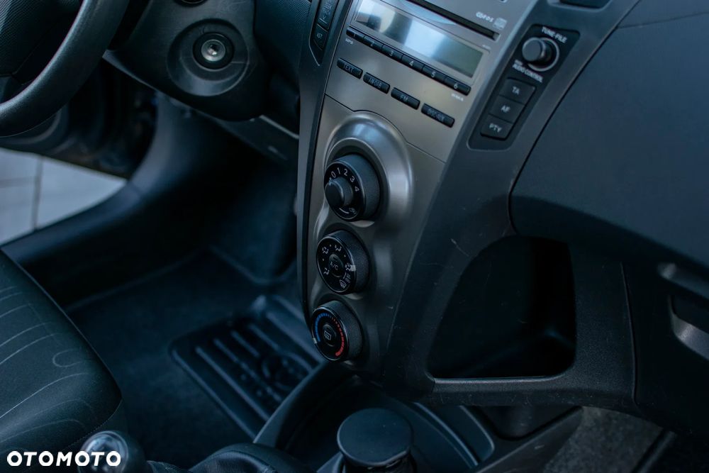 Toyota Yaris - 39