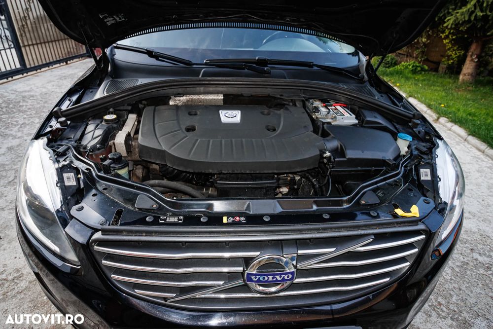 Volvo XC 60 D3 Momentum - 11