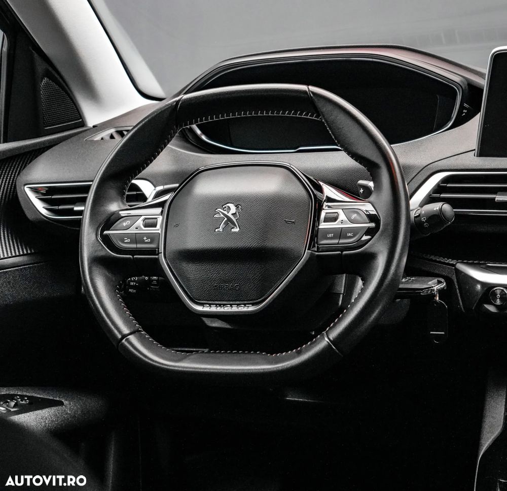 Peugeot 3008 1.5 BlueHDI 130 EAT8 Allure Pack - 17