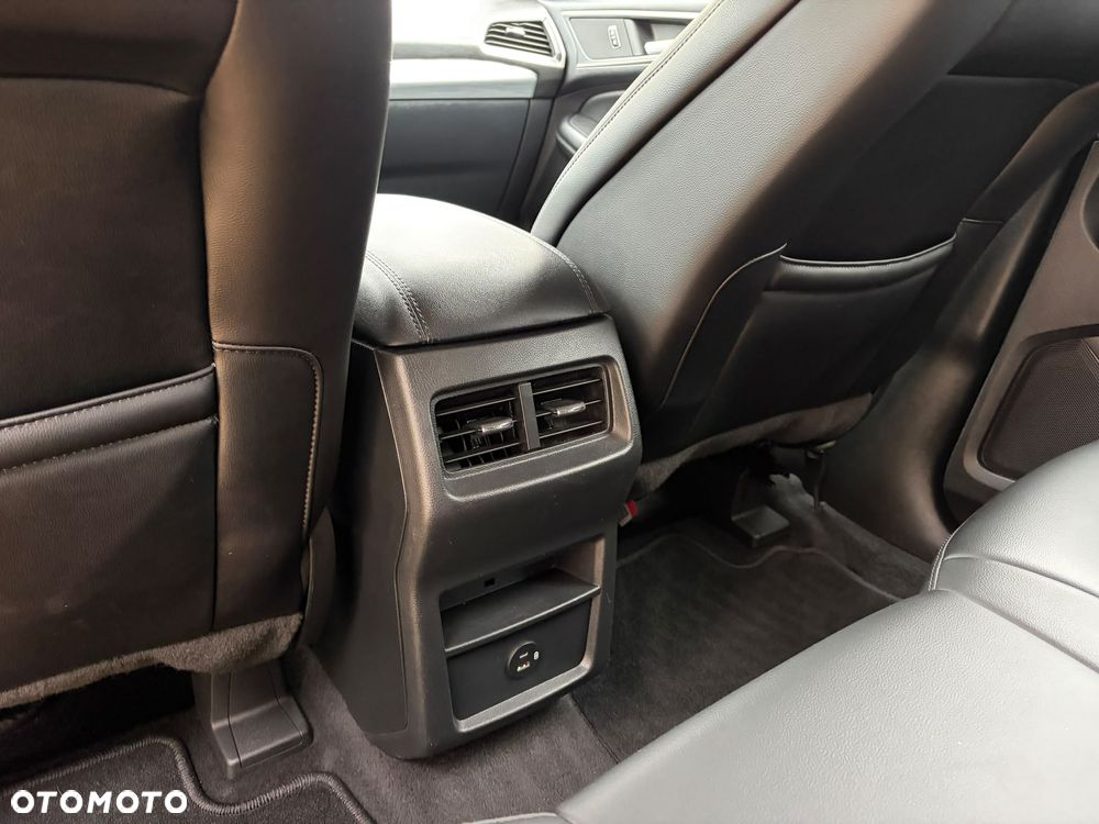 Ford Edge - 15