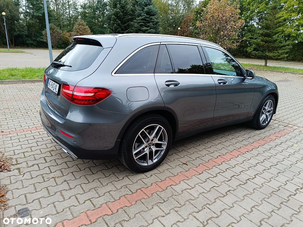 Mercedes-Benz GLC 220 d 4Matic 9G-TRONIC AMG Line - 6