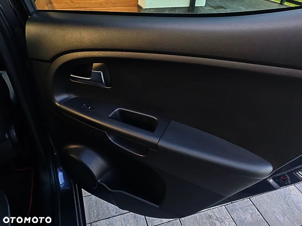 Kia Venga 1.4 CVVT Dream Team Edition - 32