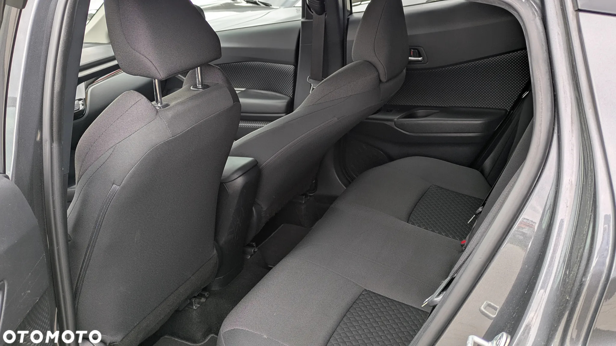 Toyota C-HR 1.2 T Comfort - 7