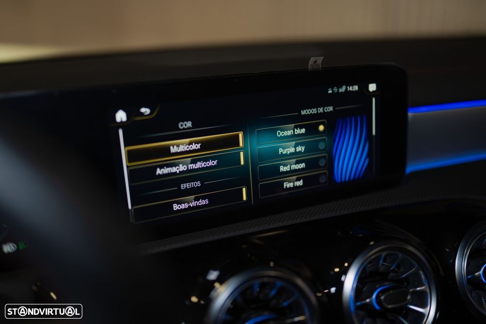 Mercedes-Benz CLA 250 e Shooting Brake AMG Line - 38