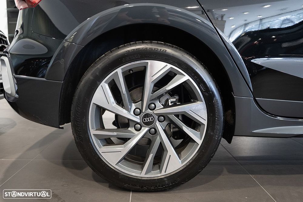 Audi A3 Allstreet 40 TFSIe SE Business - 5
