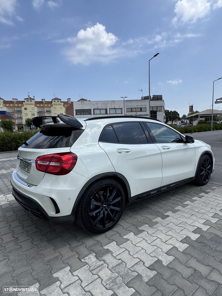 Mercedes-Benz GLA 45 AMG 4-Matic - 3