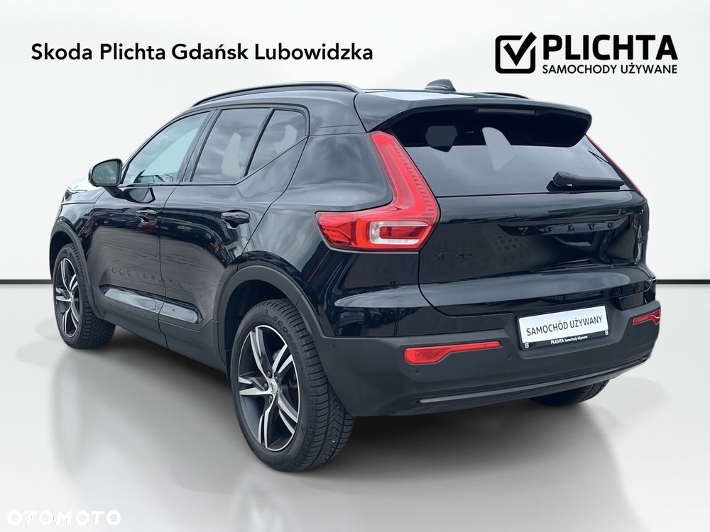 Volvo XC 40 B3 Ultra Dark - 8