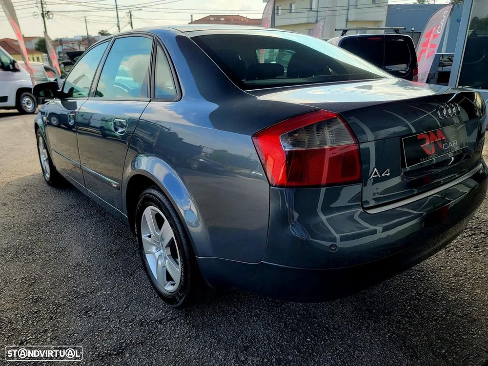 Audi A4 Avant - 7