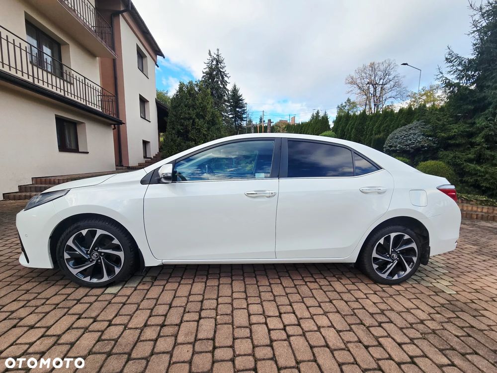 Toyota Corolla 1.6 Prestige EU6 - 1