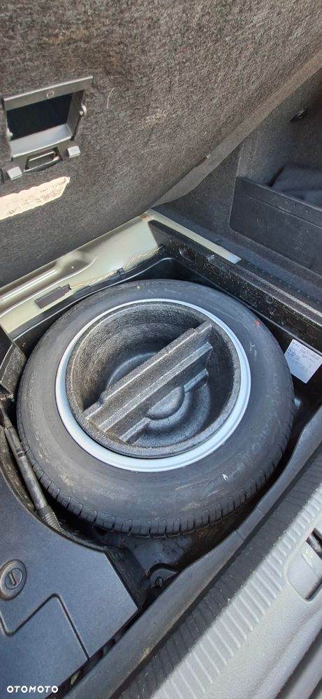 Volkswagen Passat 2.0 TDI DPF Sportline DSG - 10