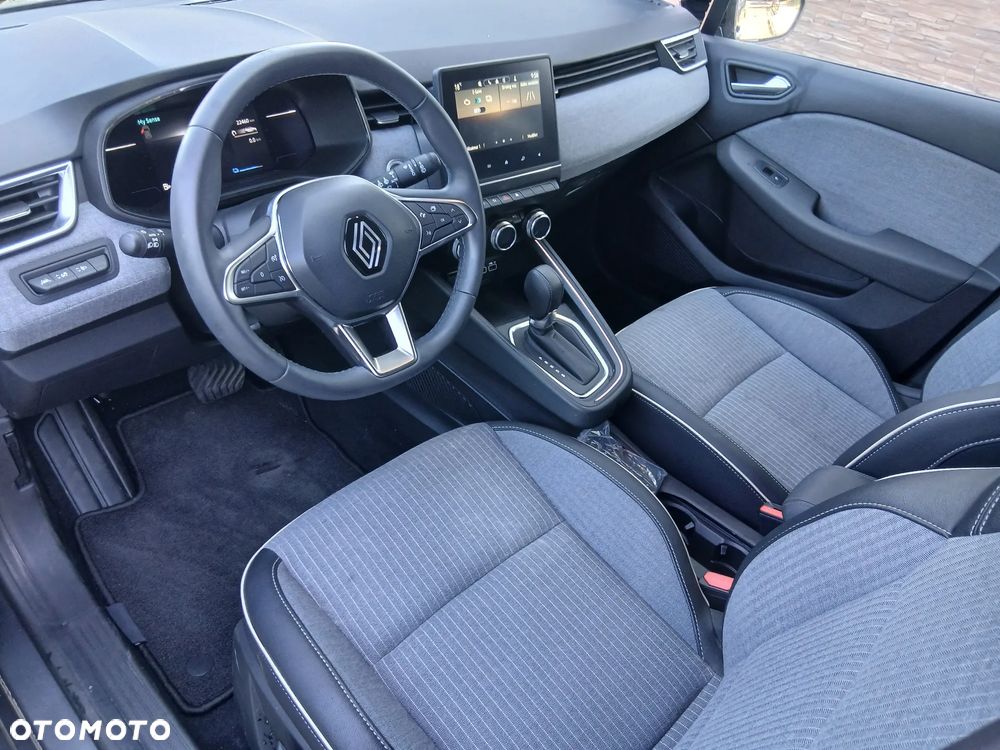 Renault Clio - 8