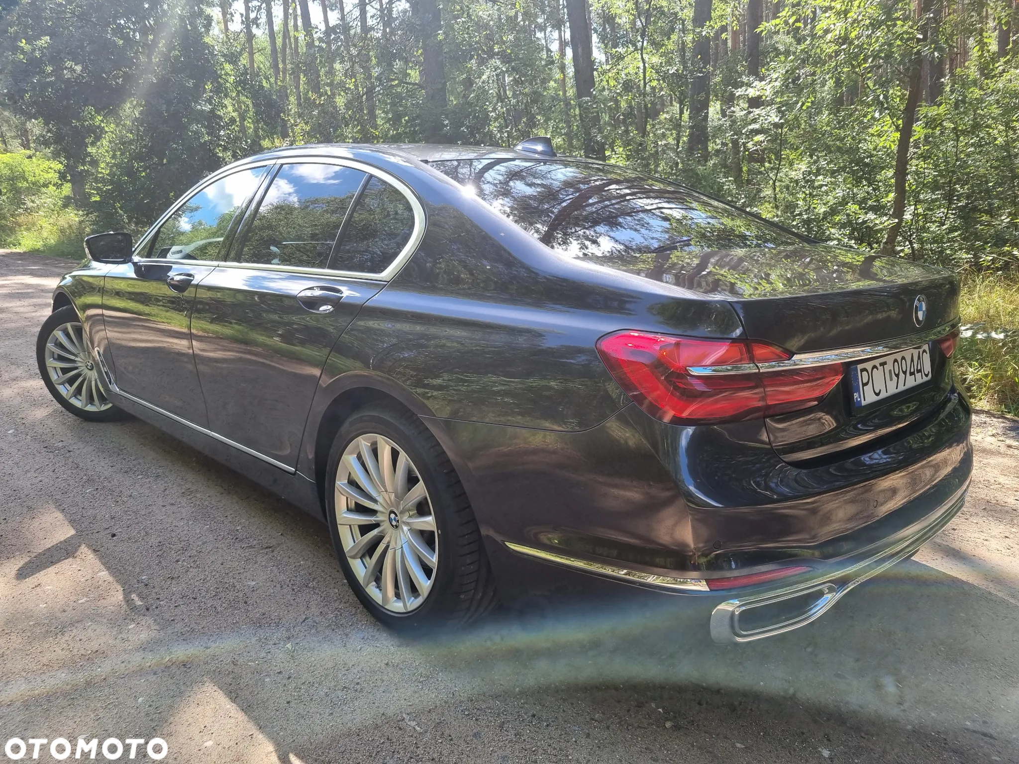 BMW Seria 7 730d xDrive - 28