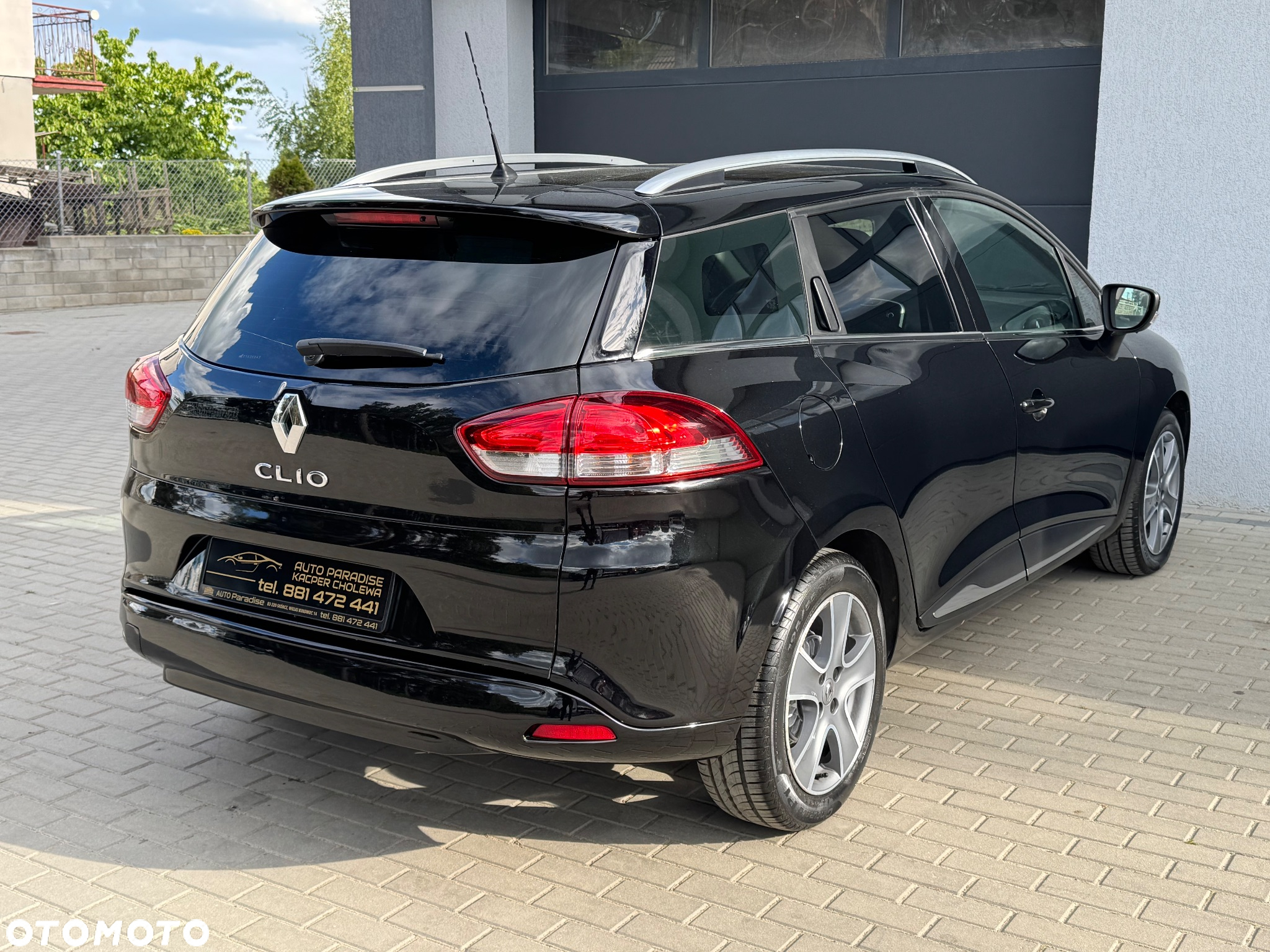 Renault Clio 1.2 16V 75 LIMITED - 8