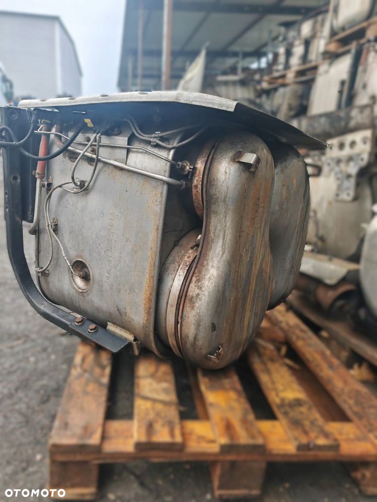 WYDECH KATALIZATOR MAN TGX TGS EURO 6 - 6