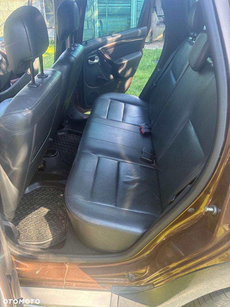 Dacia Duster 1.6 16V 4x2 Laureate - 7