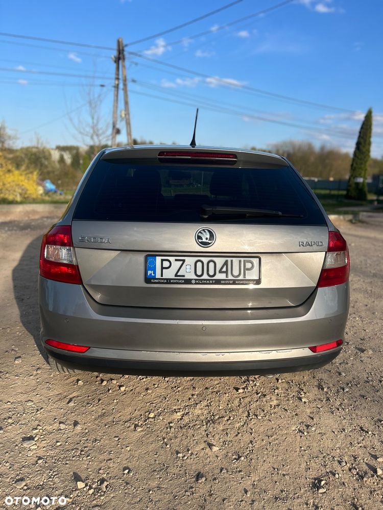 Skoda RAPID 1.6 TDI DPF Edition DSG - 5