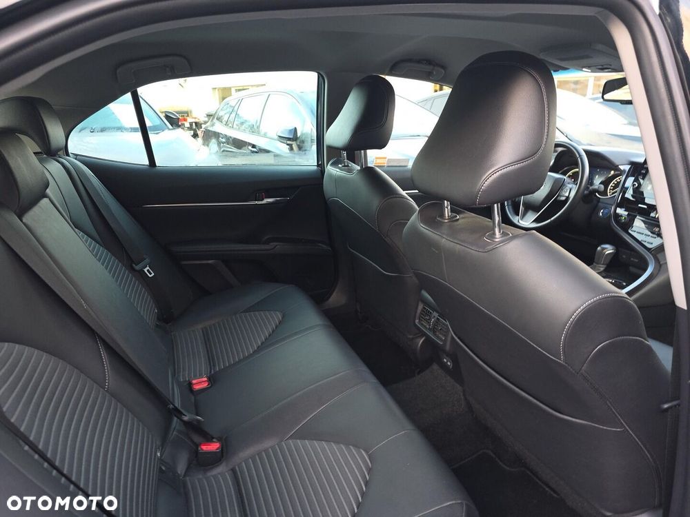 Toyota Camry 2.5 Hybrid Prestige CVT - 7