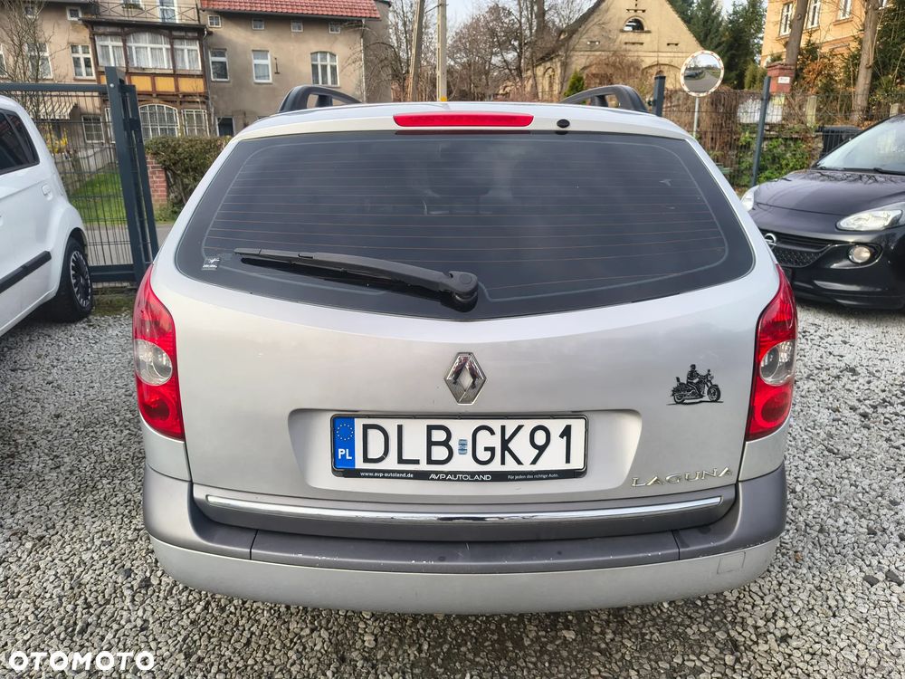 Renault Laguna 2.0 Pack Authentique - 8