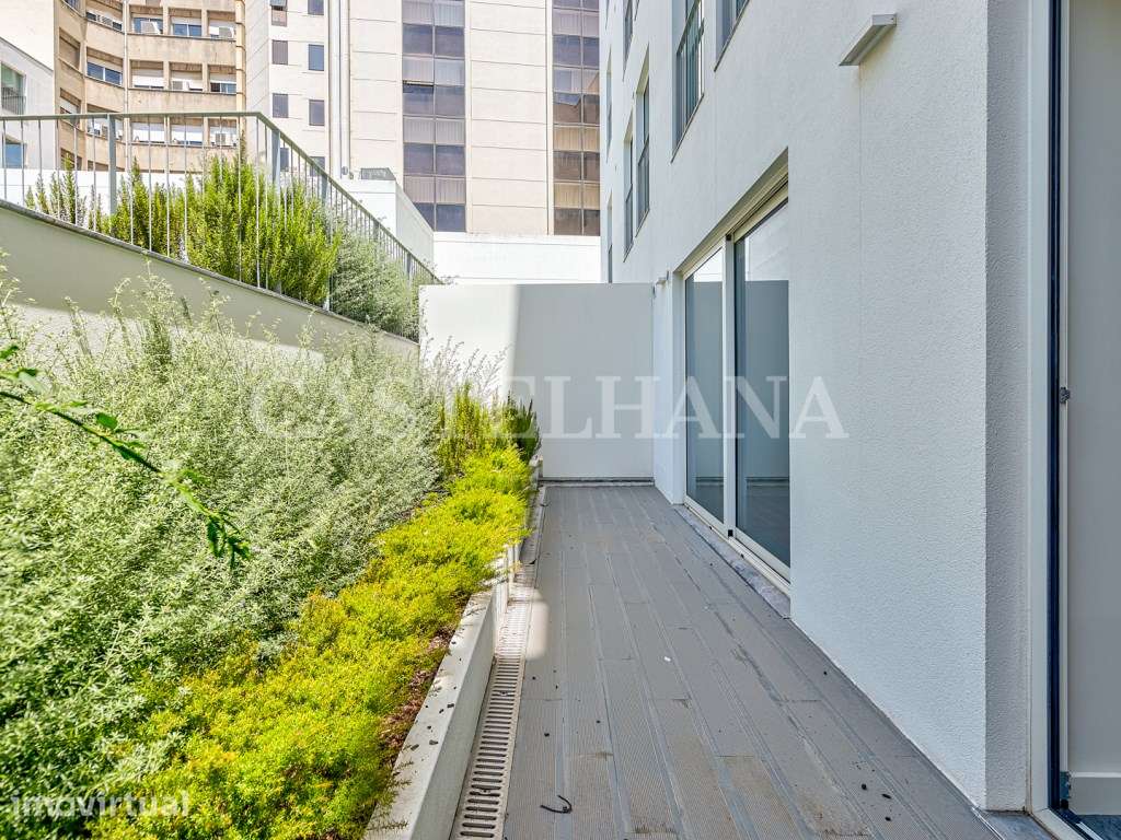 Apartamento T4+1 duplex com logradouro e estacionamento no coração ... - Grande imagem: 3/48