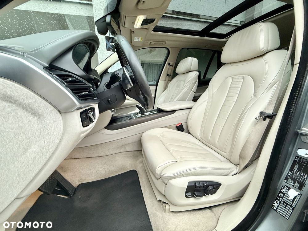 BMW X5 3.0sd xDrive - 12