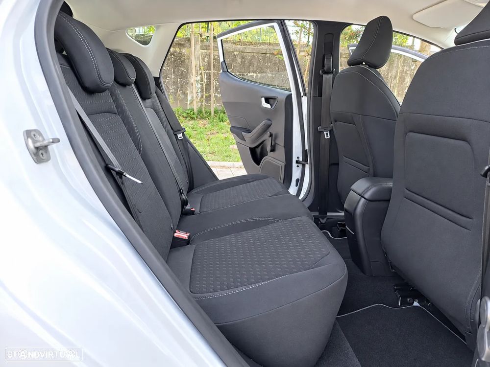 Ford Fiesta 1.5 TDCi Titanium - 36