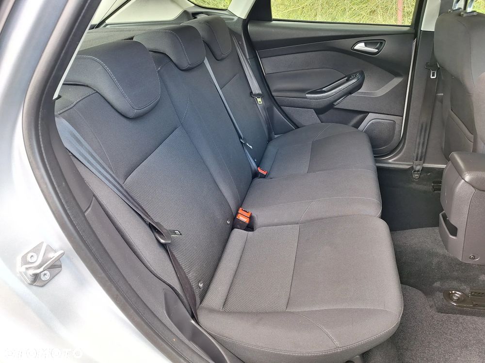 Ford Focus - 16