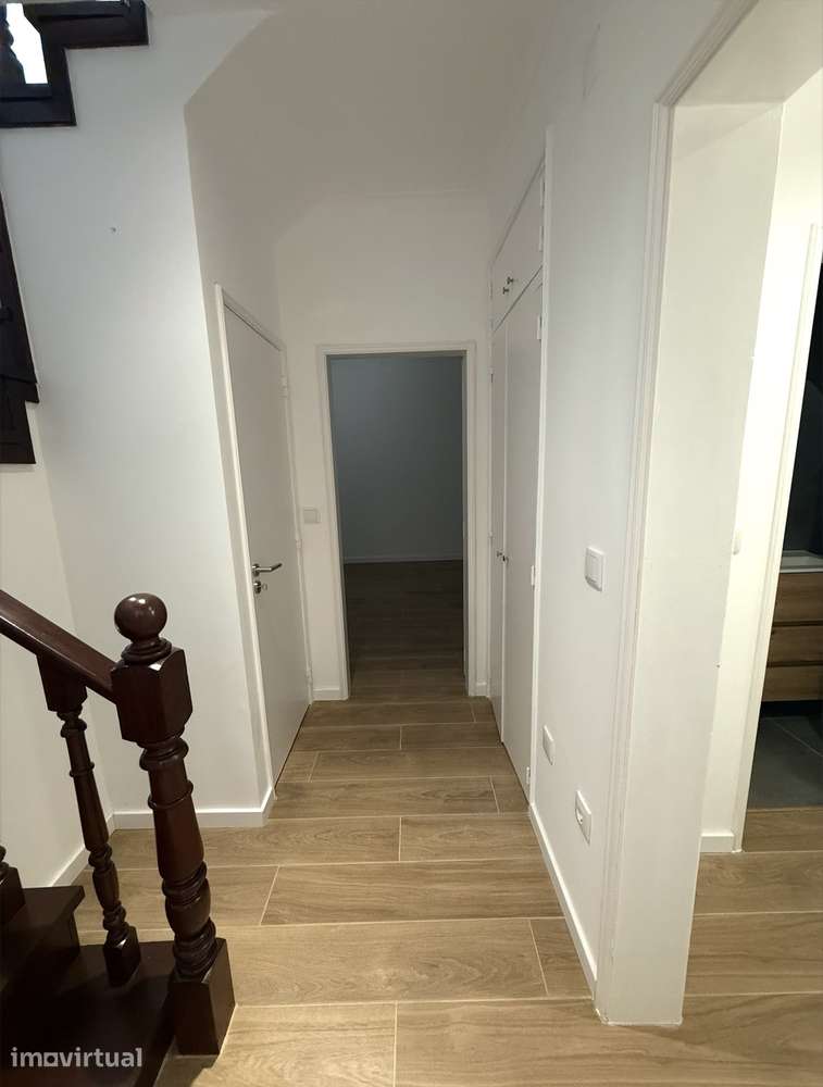 Moradia Renovada T2+1 - Grande imagem: 5/16