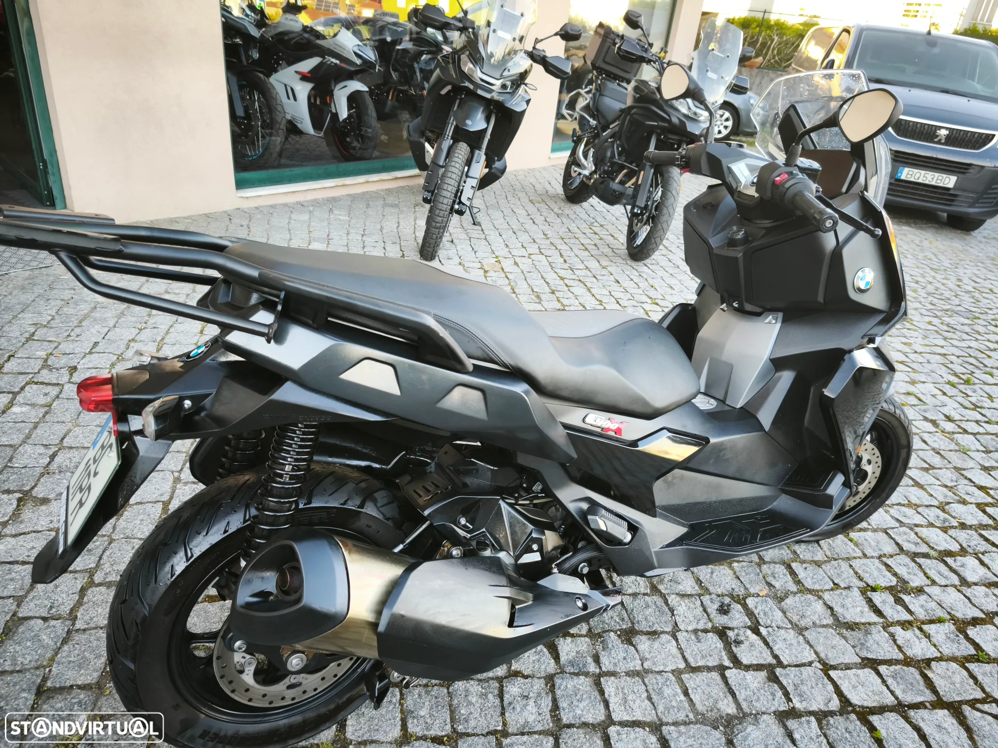 BMW C 400 X Black Scooter - 10
