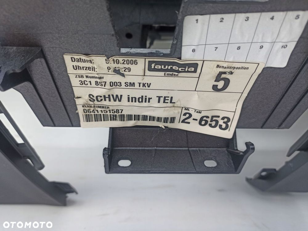 Deska rozdzielcza kokpit konsola VW PASSAT B6 B7 CC Europa - 15