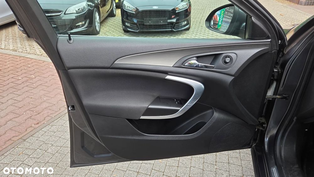Opel Insignia 1.8 Cosmo - 21