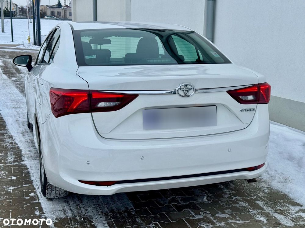 Toyota Avensis 1.6 D-4D Prestige - 21