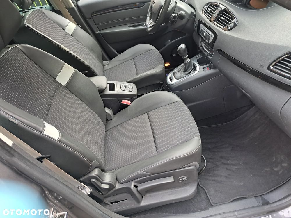 Renault Scenic - 10