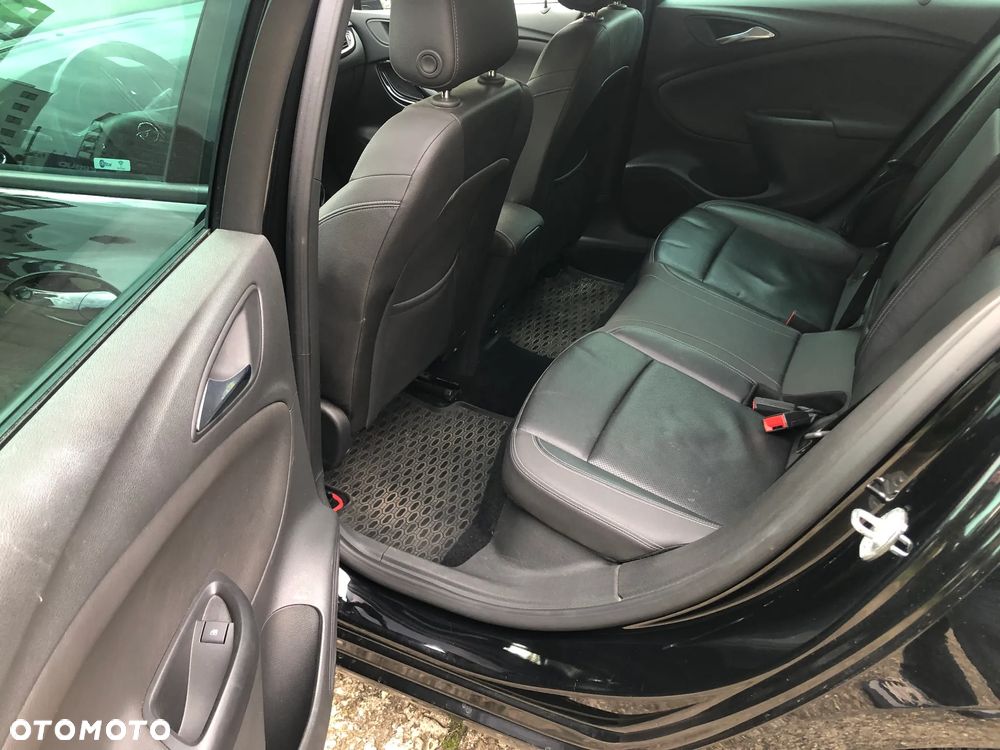 Opel Astra 1.6 BiTrb D (CDTI) Start/Stop Sports Tourer Dynamic - 13