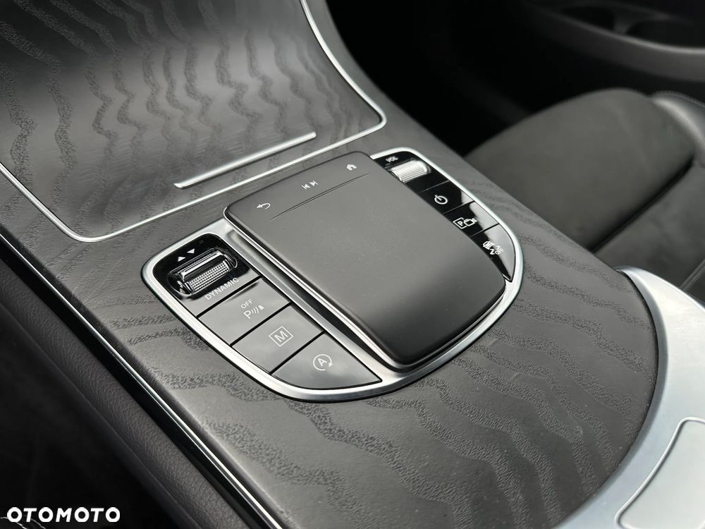 Mercedes-Benz GLC 200 d 4-Matic - 23