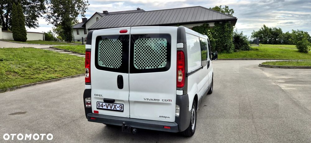 Opel Vivaro - 12