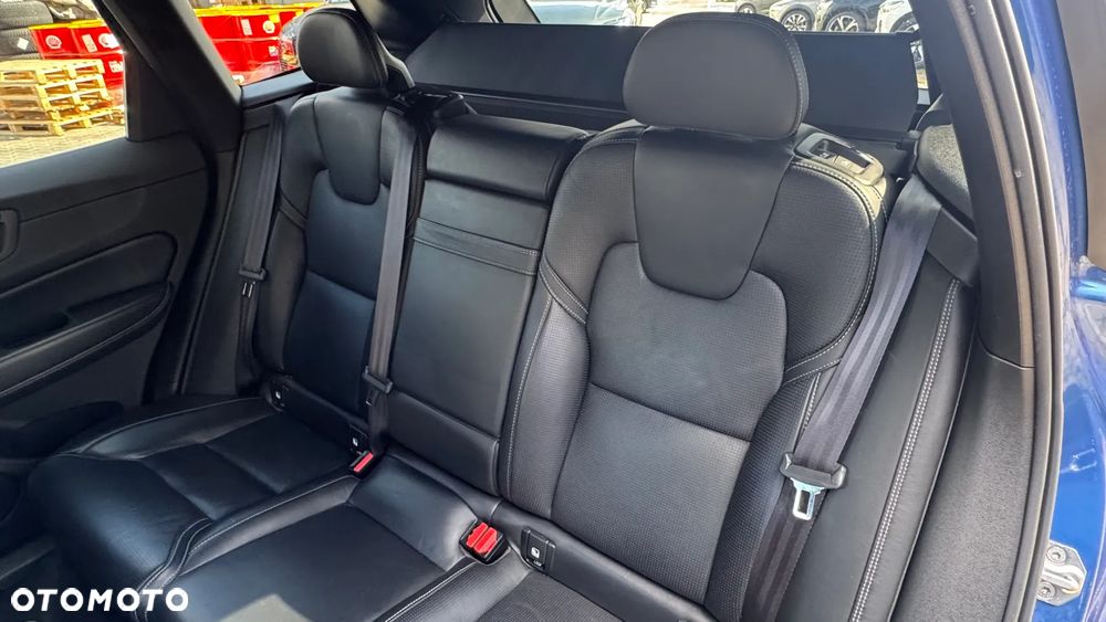 Volvo XC 60 T5 GPF AWD R-Design - 13