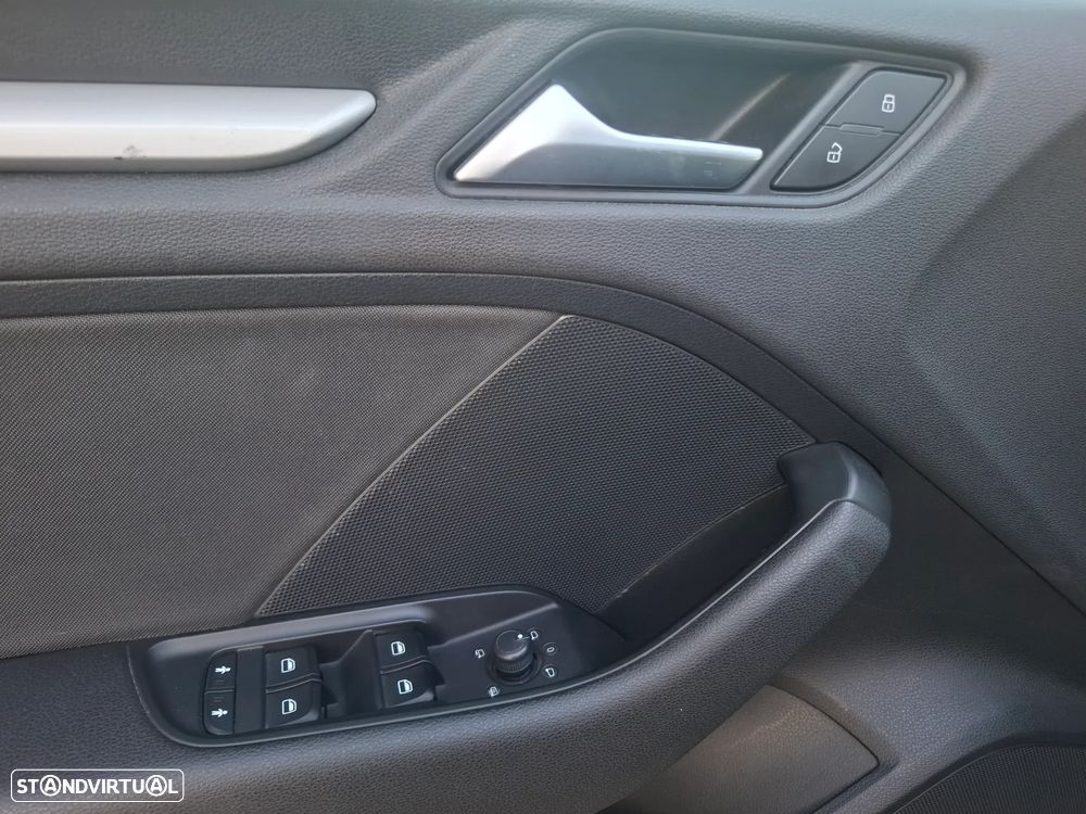 Audi A3 Limousine 1.6 TDI Advance - 33