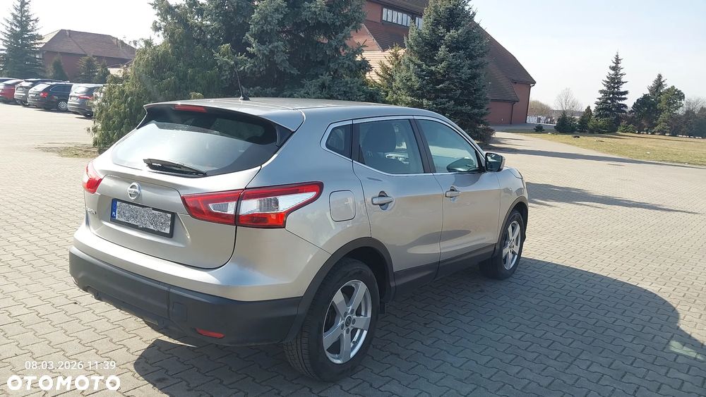 Nissan Qashqai 1.6 Visia - 3