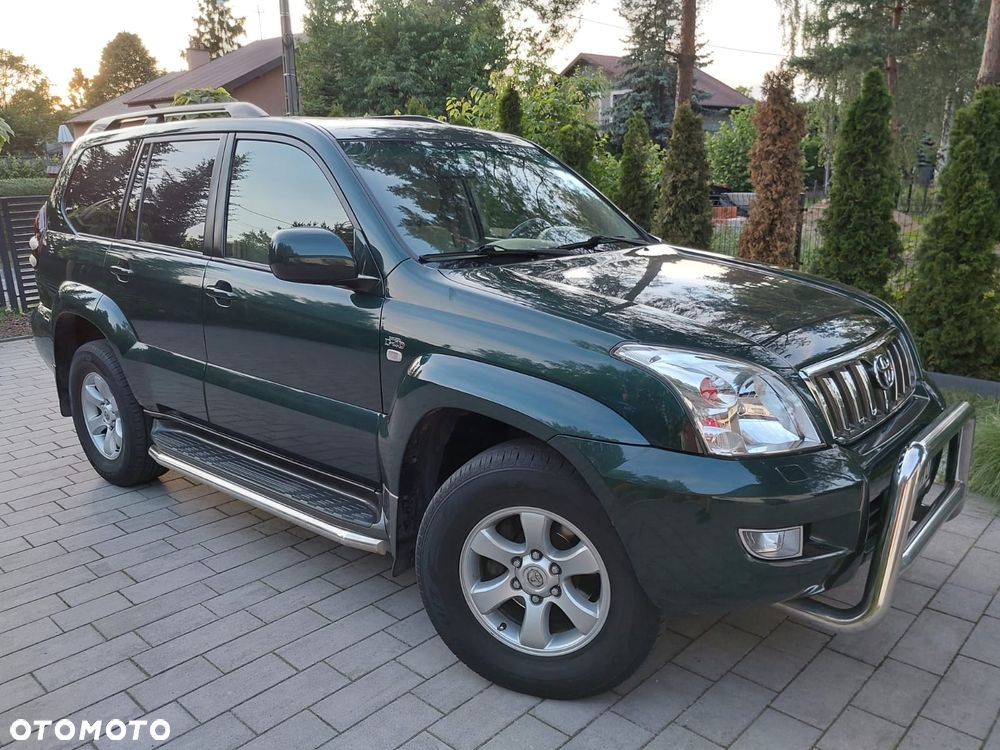 Toyota Land Cruiser - 1