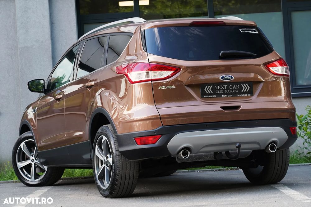 Ford Kuga 2.0 TDCi 4x4 Aut. Titanium - 6