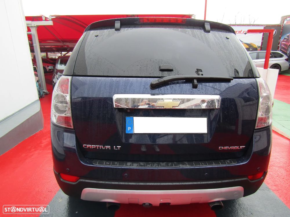 Chevrolet Captiva 2.0 VCDi LT 7L Aut. - 17