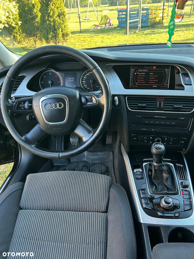 Audi A4 Limousine 2.0 TDI - 8