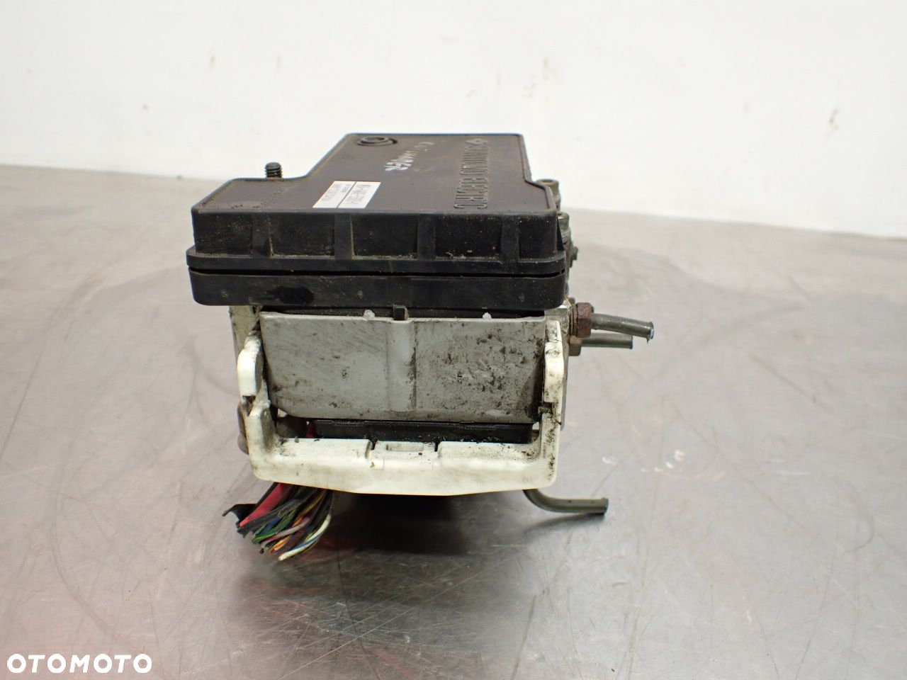 POMPA ABS MITSUBISHI OUTLANDER I - 2