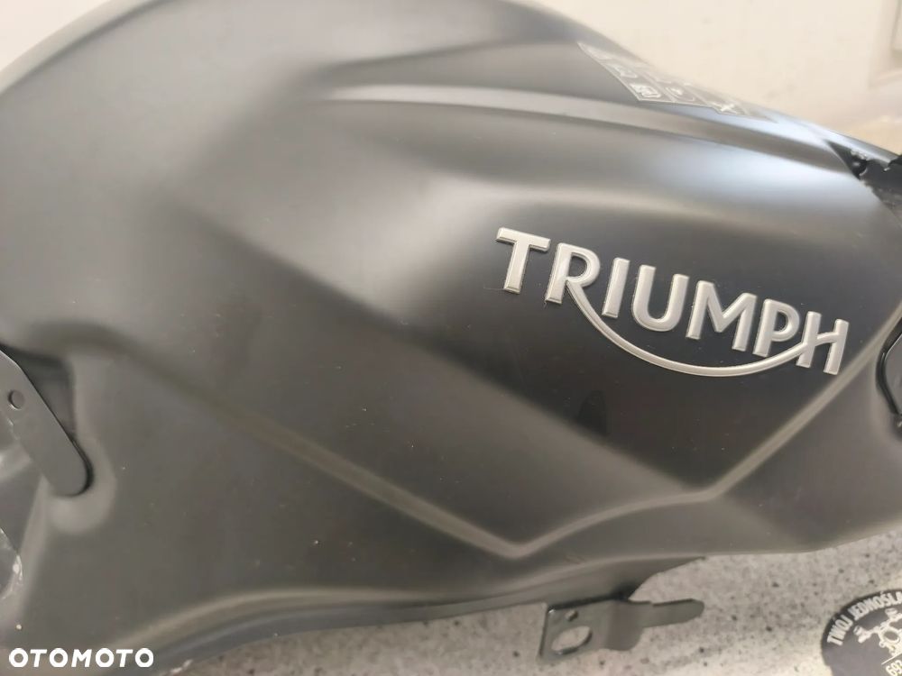 Bak, zbiornik paliwa Triumph Tiger 1050 - 6