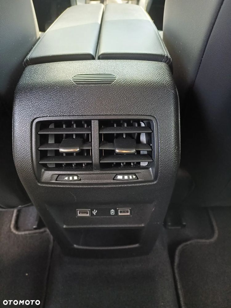 Peugeot 308 SW PureTech 130 Stop & Start Allure - 23