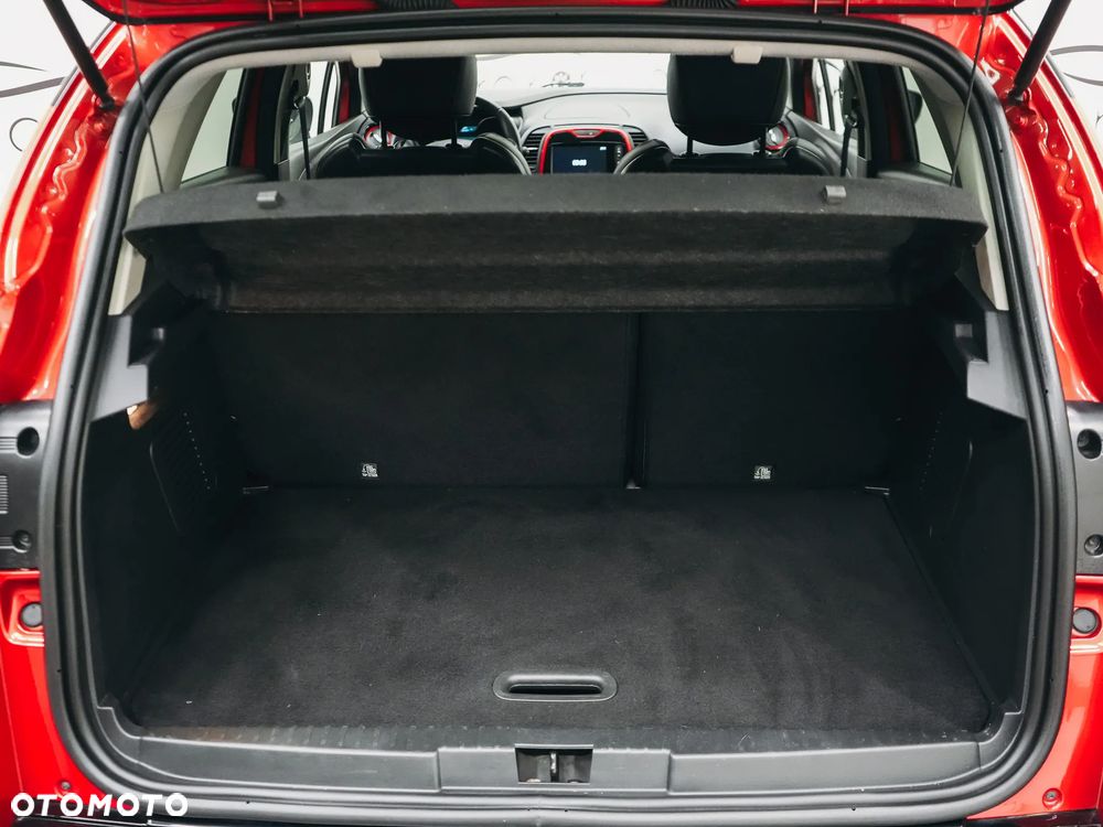 Renault Captur TCe 120 EDC Helly Hansen - 29