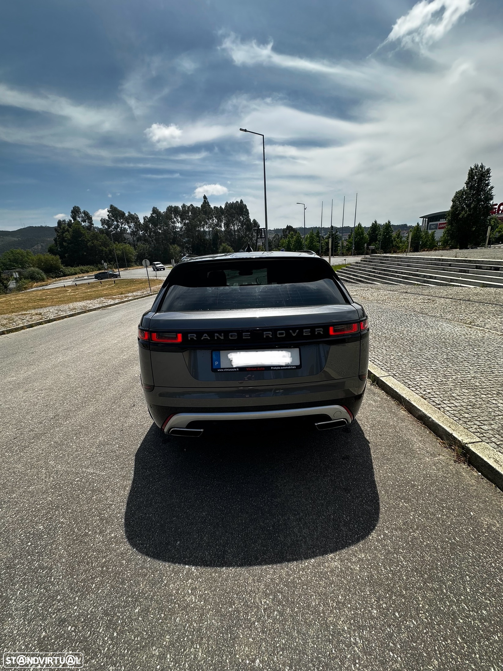 Land Rover Range Rover Velar 3.0 D R-Dynamic - 4