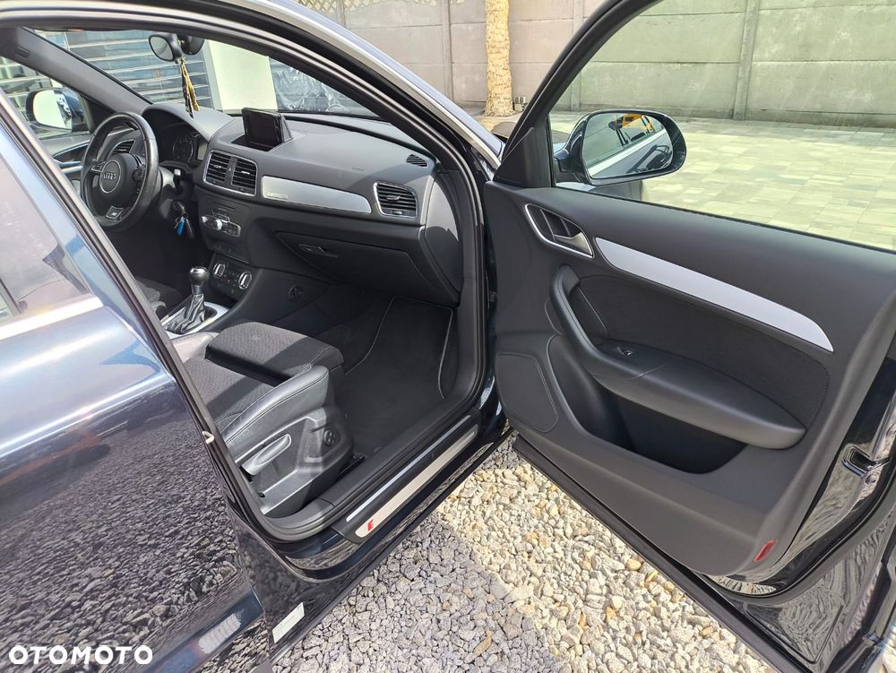 Audi Q3 - 17