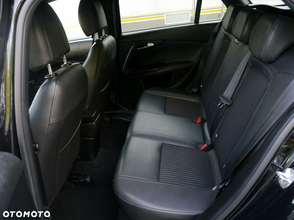 Fiat Tipo 1.6 MultiJet 16v Sport - 28